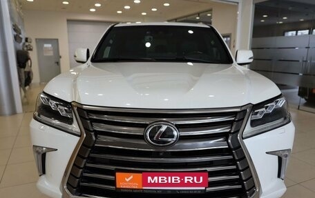Lexus LX III, 2017 год, 8 850 000 рублей, 2 фотография