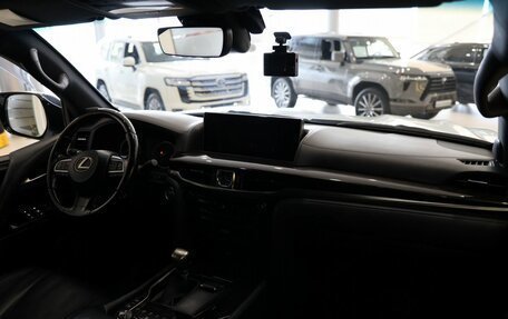 Lexus LX III, 2017 год, 8 850 000 рублей, 14 фотография