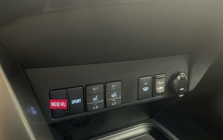 Toyota RAV4, 2019 год, 3 189 000 рублей, 16 фотография