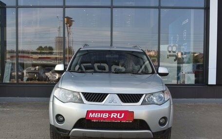Mitsubishi Outlander III рестайлинг 3, 2008 год, 665 000 рублей, 2 фотография
