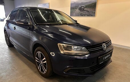 Volkswagen Jetta VI, 2011 год, 599 000 рублей, 3 фотография
