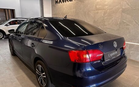 Volkswagen Jetta VI, 2011 год, 599 000 рублей, 6 фотография
