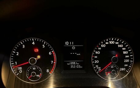 Volkswagen Jetta VI, 2011 год, 599 000 рублей, 15 фотография