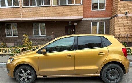 Volkswagen Polo VI (EU Market), 2010 год, 600 000 рублей, 2 фотография