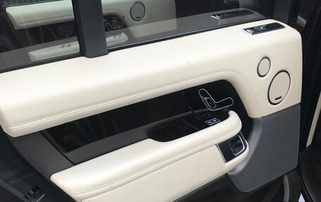 Land Rover Range Rover IV рестайлинг, 2018 год, 6 500 000 рублей, 3 фотография
