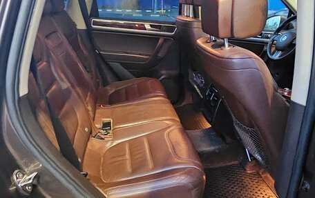 Volkswagen Touareg III, 2010 год, 2 000 000 рублей, 12 фотография
