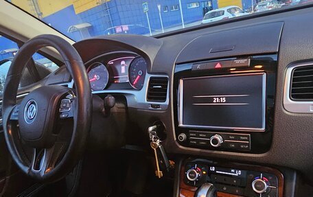 Volkswagen Touareg III, 2010 год, 2 000 000 рублей, 13 фотография