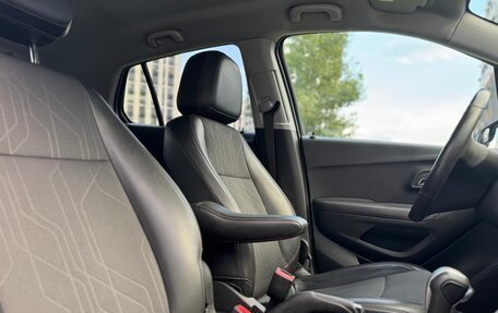 Chevrolet Trax, 2017 год, 1 200 000 рублей, 6 фотография
