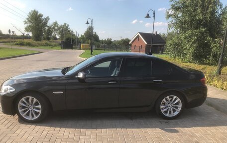 BMW 5 серия, 2016 год, 2 840 000 рублей, 3 фотография