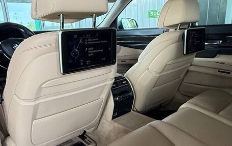 BMW 7 серия, 2013 год, 2 700 000 рублей, 22 фотография