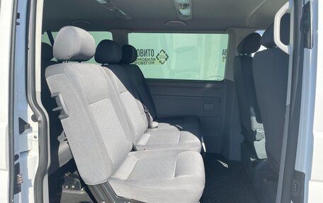 Volkswagen Caravelle T5, 2012 год, 2 850 000 рублей, 8 фотография