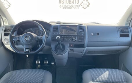 Volkswagen Caravelle T5, 2012 год, 2 850 000 рублей, 6 фотография