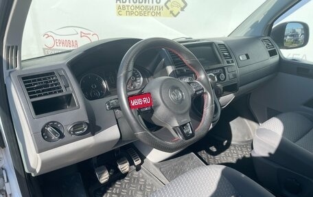 Volkswagen Caravelle T5, 2012 год, 2 850 000 рублей, 5 фотография