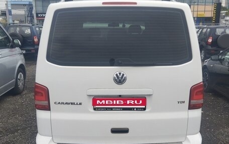 Volkswagen Caravelle T5, 2012 год, 2 850 000 рублей, 13 фотография