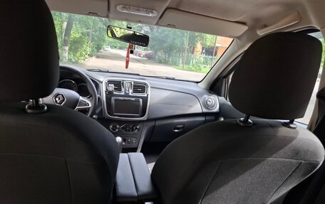 Renault Logan II, 2019 год, 1 350 000 рублей, 10 фотография