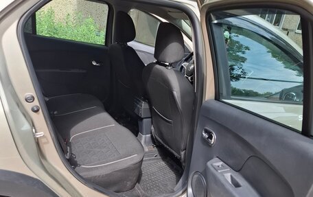 Renault Logan II, 2019 год, 1 350 000 рублей, 19 фотография