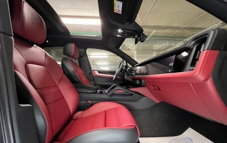 Porsche Cayenne III, 2024 год, 15 990 000 рублей, 13 фотография