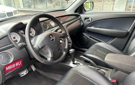 Mitsubishi Outlander III рестайлинг 3, 2006 год, 670 000 рублей, 11 фотография
