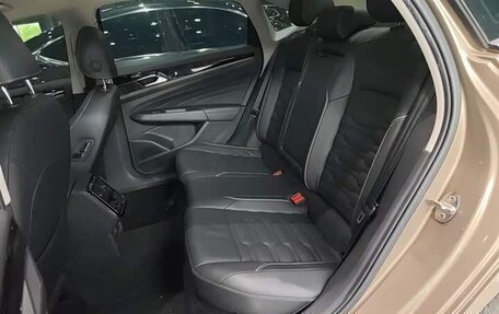 Volkswagen Passat B8 рестайлинг, 2021 год, 2 115 000 рублей, 8 фотография