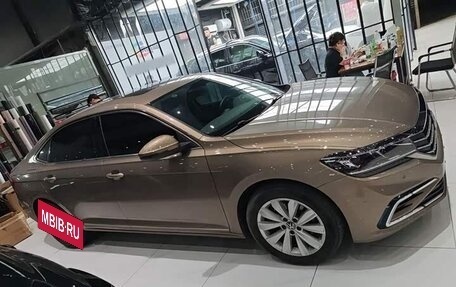 Volkswagen Passat B8 рестайлинг, 2021 год, 2 115 000 рублей, 2 фотография