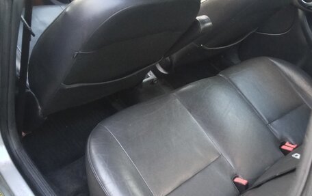 Ford Focus IV, 2004 год, 295 000 рублей, 12 фотография