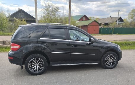 Mercedes-Benz M-Класс, 2011 год, 2 000 000 рублей, 3 фотография