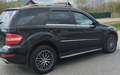 Mercedes-Benz M-Класс, 2011 год, 2 000 000 рублей, 4 фотография