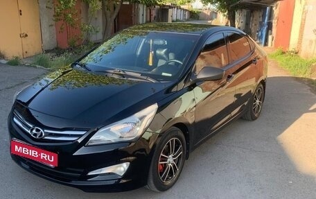 Hyundai Solaris II рестайлинг, 2014 год, 1 100 000 рублей, 9 фотография