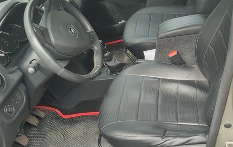 Renault Logan II, 2014 год, 730 000 рублей, 4 фотография