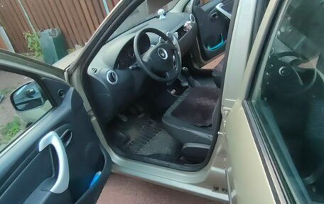 Renault Logan I, 2013 год, 750 000 рублей, 12 фотография