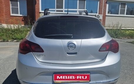 Opel Astra J, 2012 год, 590 000 рублей, 8 фотография