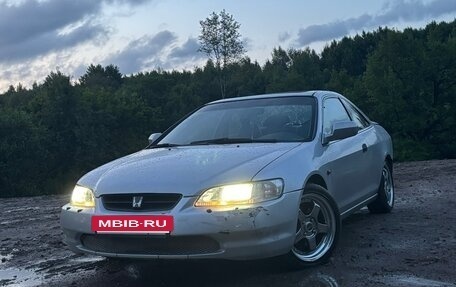 Honda Accord VII рестайлинг, 2000 год, 450 000 рублей, 4 фотография