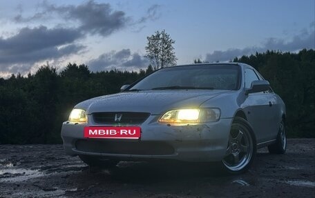 Honda Accord VII рестайлинг, 2000 год, 450 000 рублей, 2 фотография