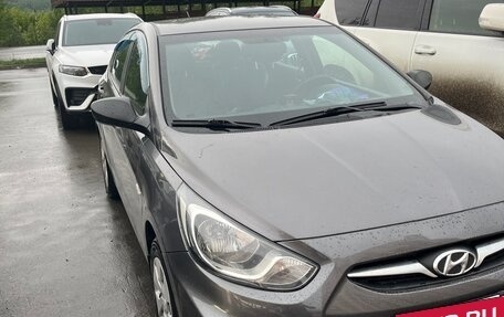 Hyundai Solaris II рестайлинг, 2011 год, 780 000 рублей, 7 фотография