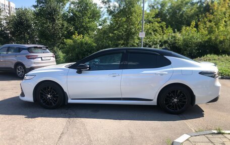 Toyota Camry, 2022 год, 3 500 000 рублей, 6 фотография