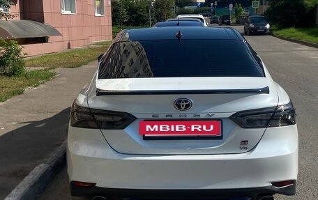 Toyota Camry, 2022 год, 3 500 000 рублей, 15 фотография