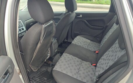 Ford Focus II рестайлинг, 2005 год, 420 000 рублей, 18 фотография