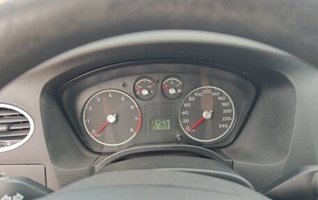 Ford Focus II рестайлинг, 2005 год, 420 000 рублей, 21 фотография