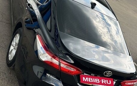 Toyota Camry, 2018 год, 1 850 000 рублей, 3 фотография