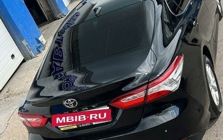 Toyota Camry, 2018 год, 1 850 000 рублей, 20 фотография
