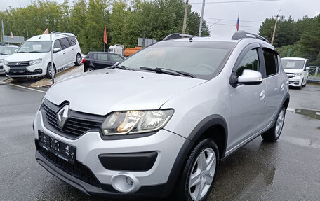 Renault Sandero II рестайлинг, 2015 год, 599 995 рублей, 3 фотография