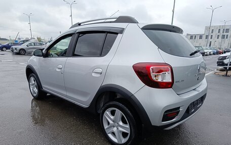 Renault Sandero II рестайлинг, 2015 год, 599 995 рублей, 5 фотография