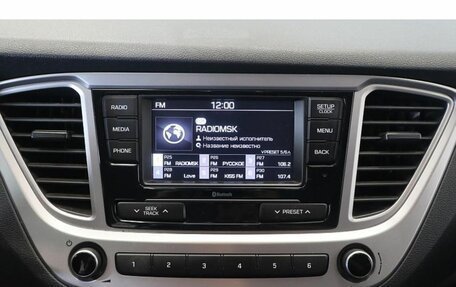 Hyundai Solaris II рестайлинг, 2019 год, 1 200 000 рублей, 10 фотография