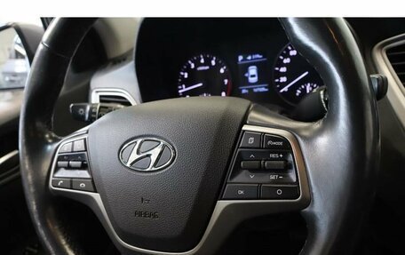Hyundai Solaris II рестайлинг, 2019 год, 1 200 000 рублей, 8 фотография