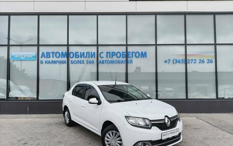 Renault Logan II, 2015 год, 665 000 рублей, 7 фотография