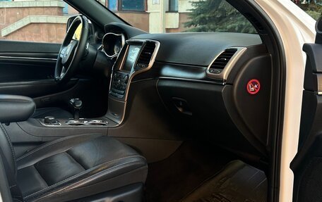 Jeep Grand Cherokee, 2014 год, 1 970 000 рублей, 20 фотография
