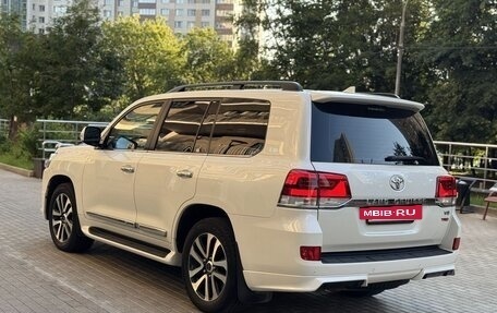 Toyota Land Cruiser 200, 2019 год, 7 390 000 рублей, 6 фотография