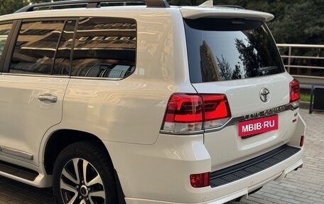 Toyota Land Cruiser 200, 2019 год, 7 390 000 рублей, 11 фотография