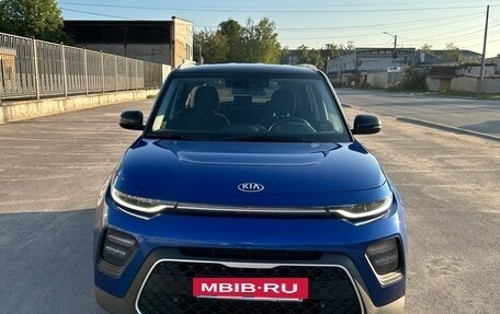 KIA Soul III, 2020 год, 1 950 000 рублей, 2 фотография