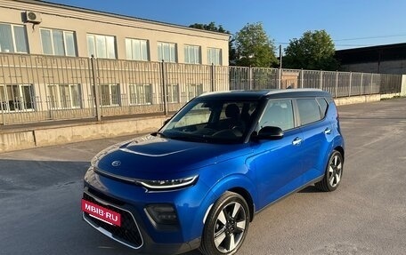 KIA Soul III, 2020 год, 1 950 000 рублей, 3 фотография
